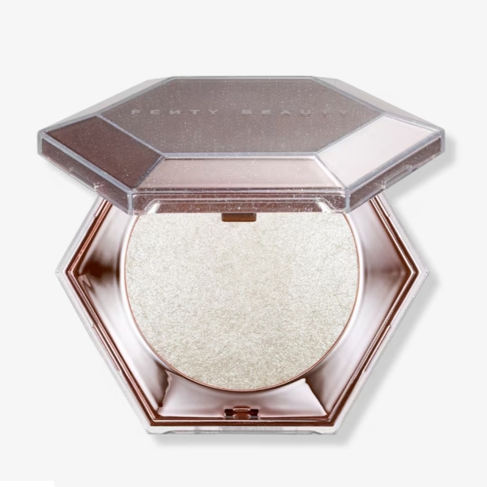 Fenty Beauty Diamond Bomb All-Over Diamond Veil Highlighter, How Many Carats?!